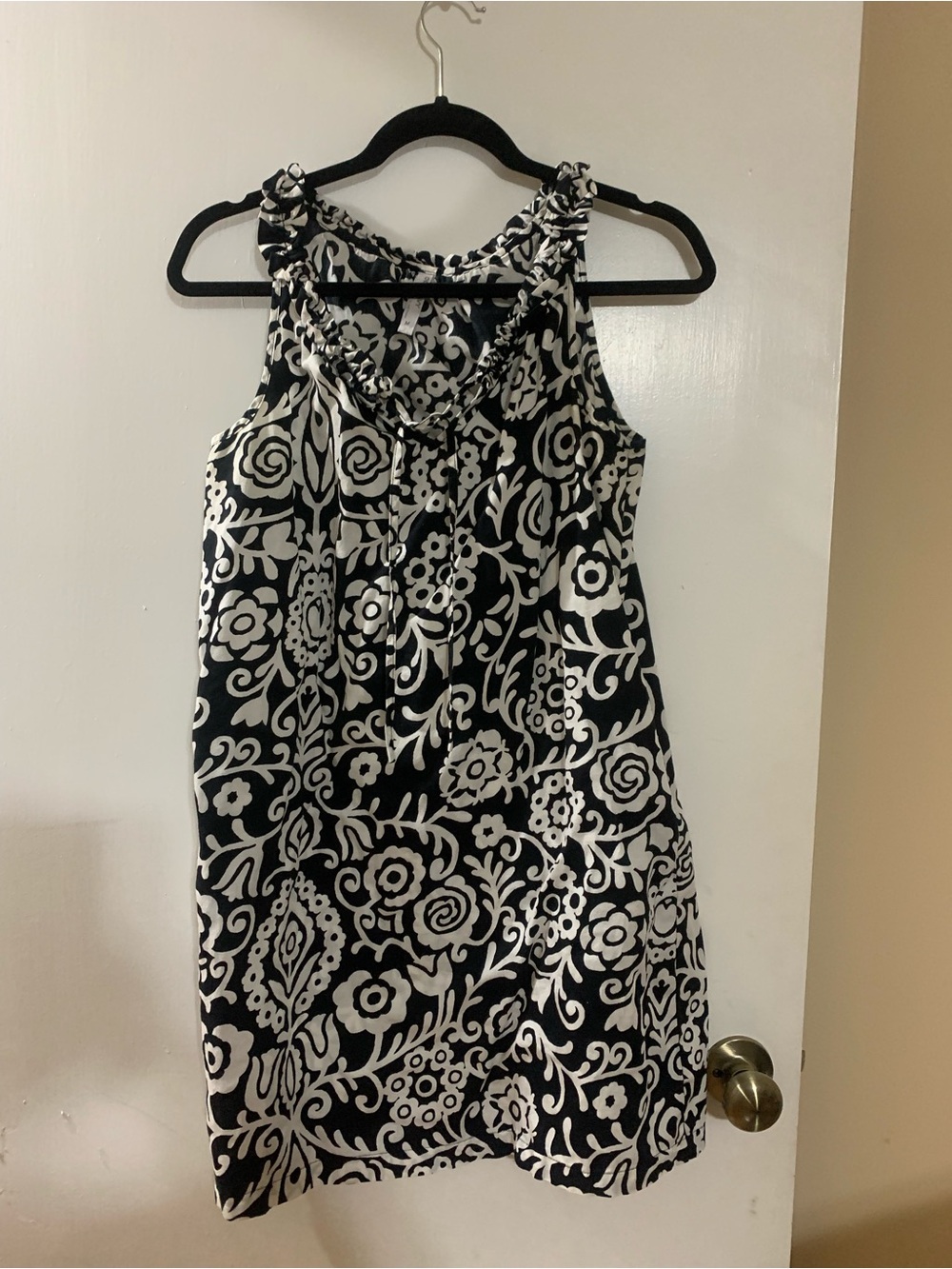 Old Navy Black and White Floral Tank Dress